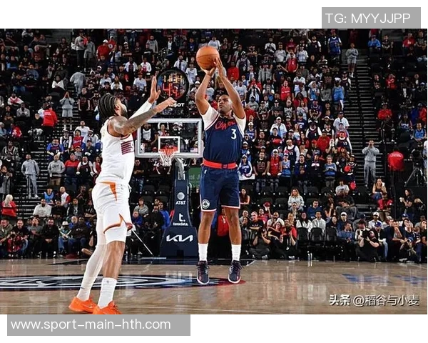 快船状态回暖近11场赢9场距离附加赛区仅差一场奋力追赶