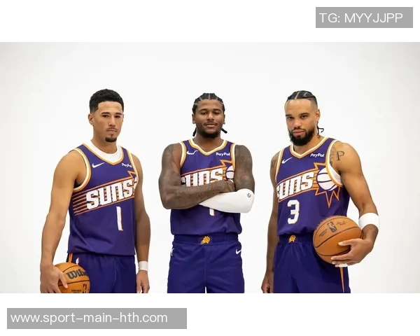 明天太阳对阵开拓者布克缺席杰伦格林出战存疑引发关注 明天太阳对阵开拓者布克缺席杰伦格林出战存疑引发关注