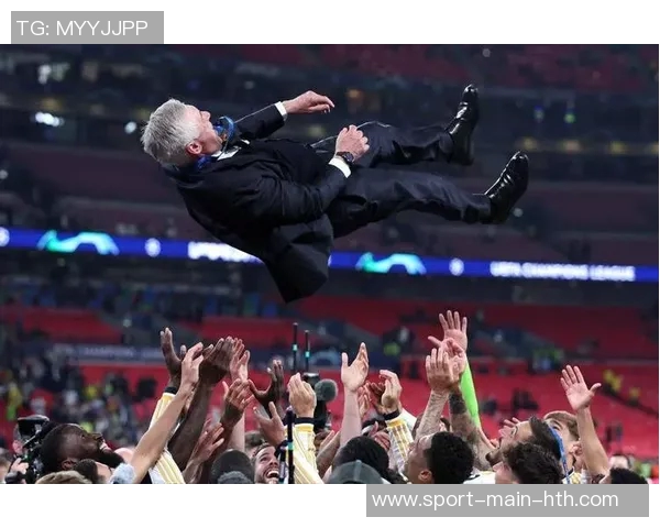 埃因霍温主帅强调荷兰球队需借助欧冠提升实力而非依赖顶尖球员